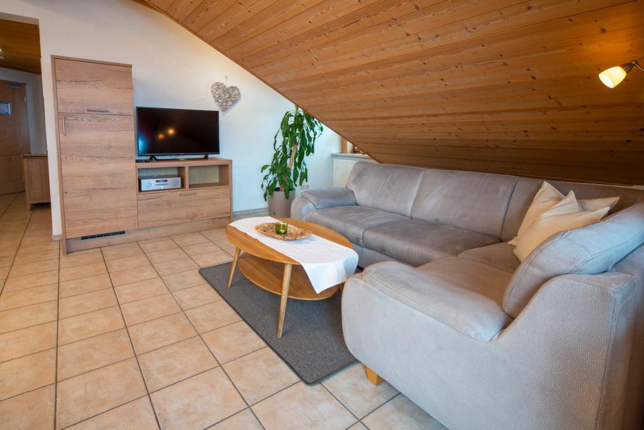 Ferienhaus Haussmann 슈방가우 외부 사진