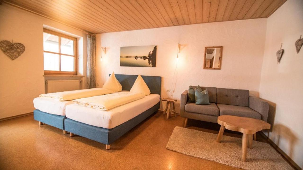 Ferienhaus Haussmann 슈방가우 외부 사진