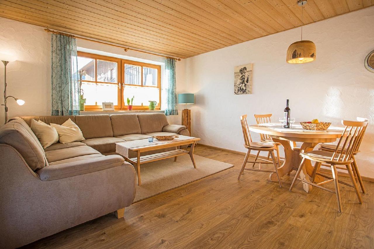 Ferienhaus Haussmann 슈방가우 외부 사진